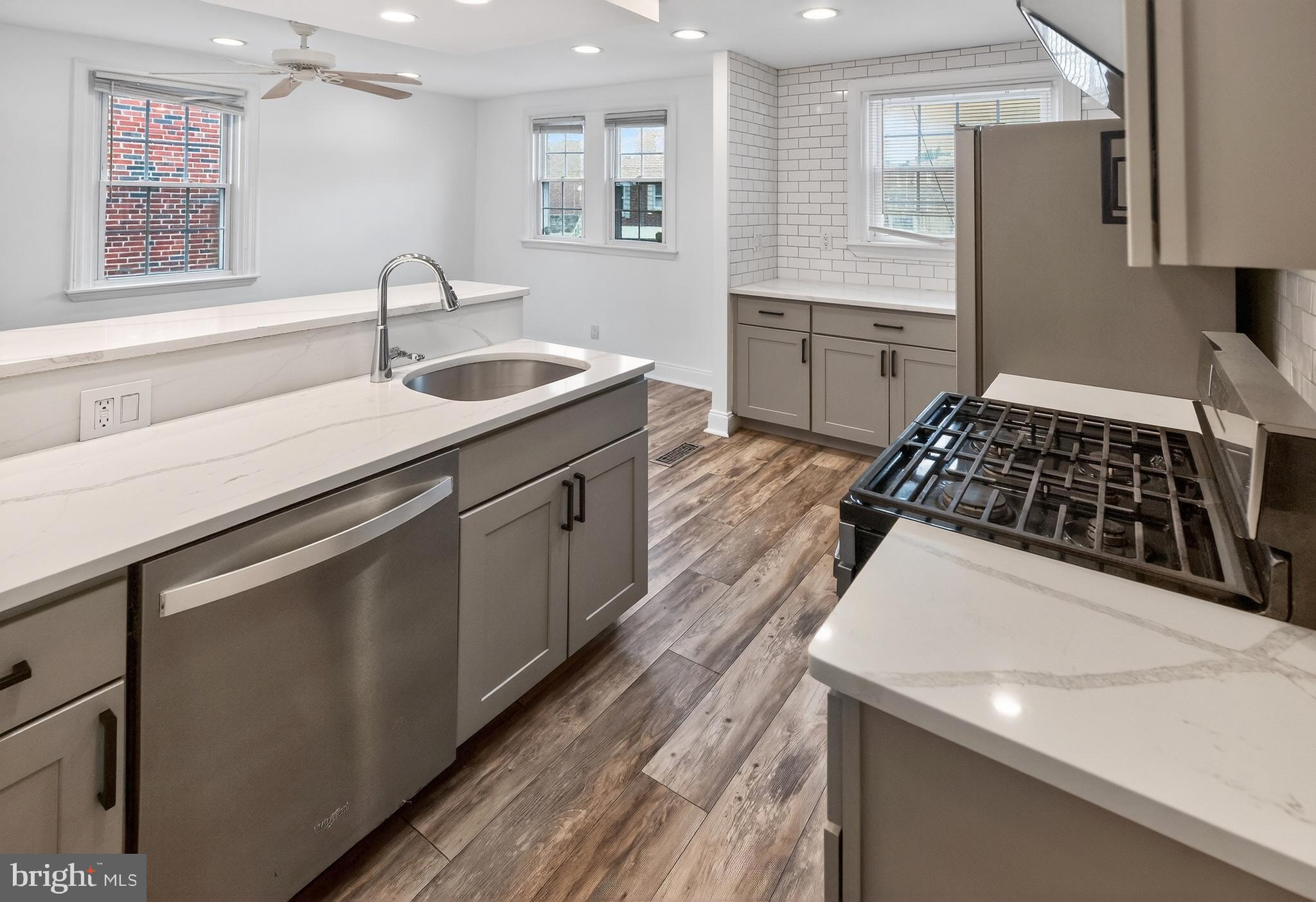 RHAWNHURST - Residential