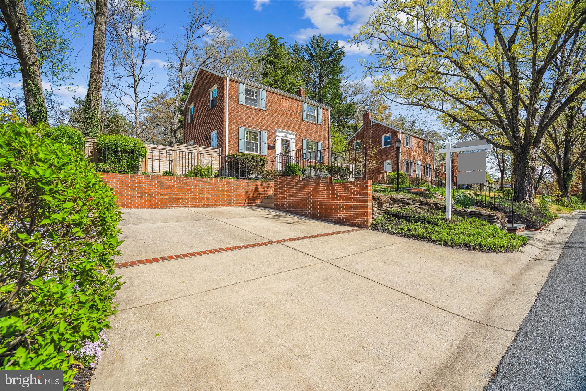 ROSEWOOD - Residential