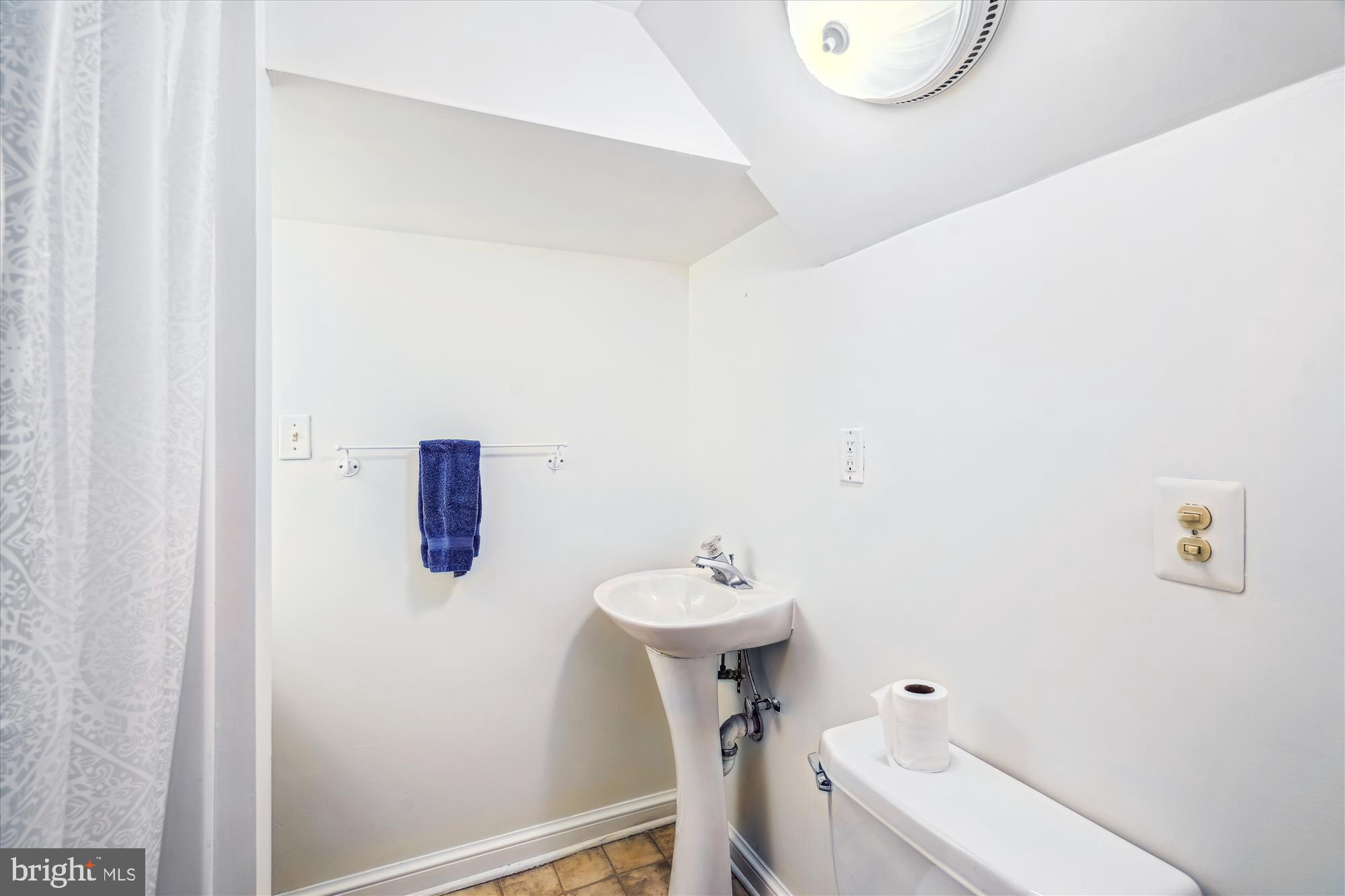 ROSEWOOD - Residential