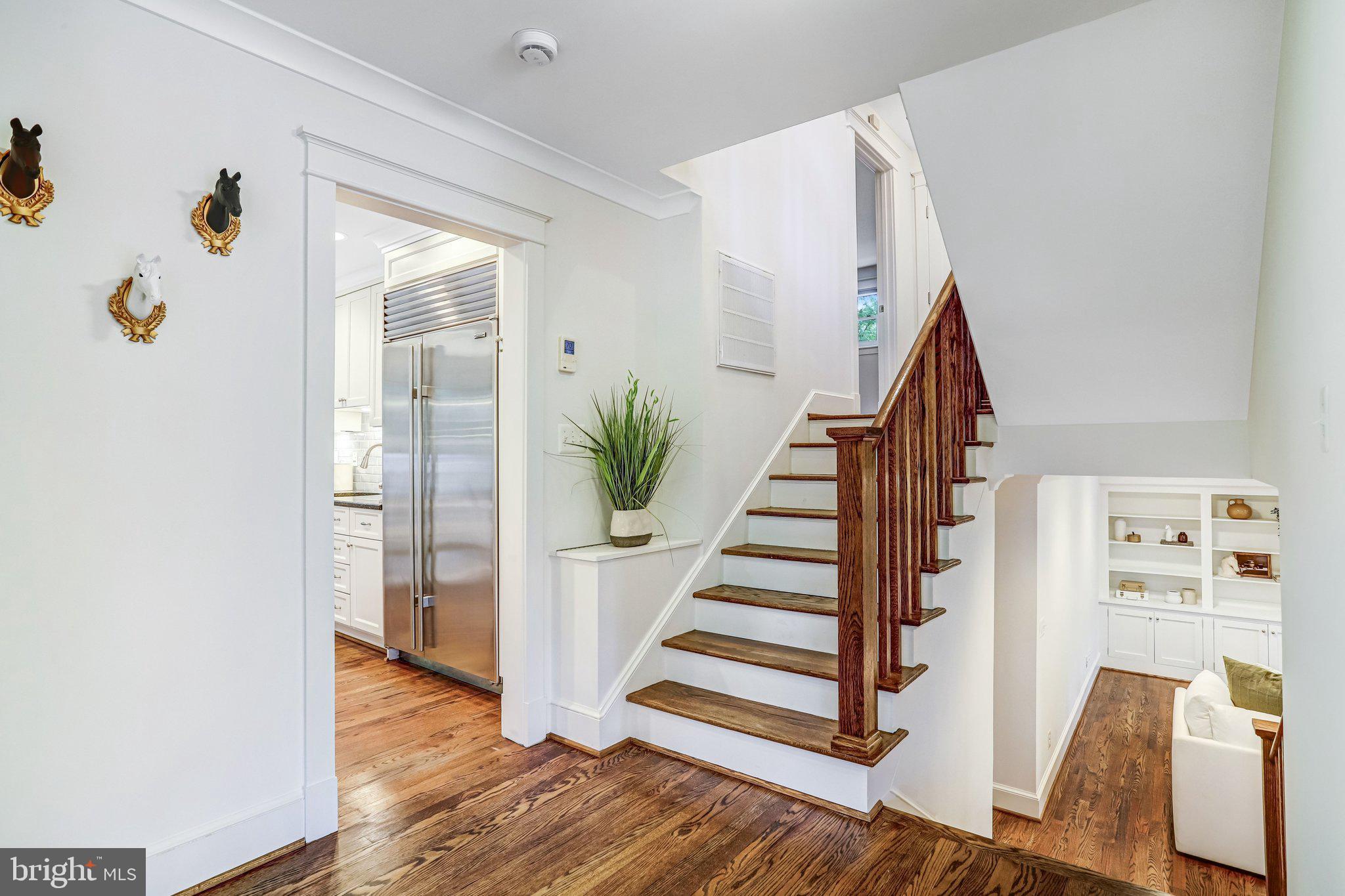KENSINGTON PARK - Residential