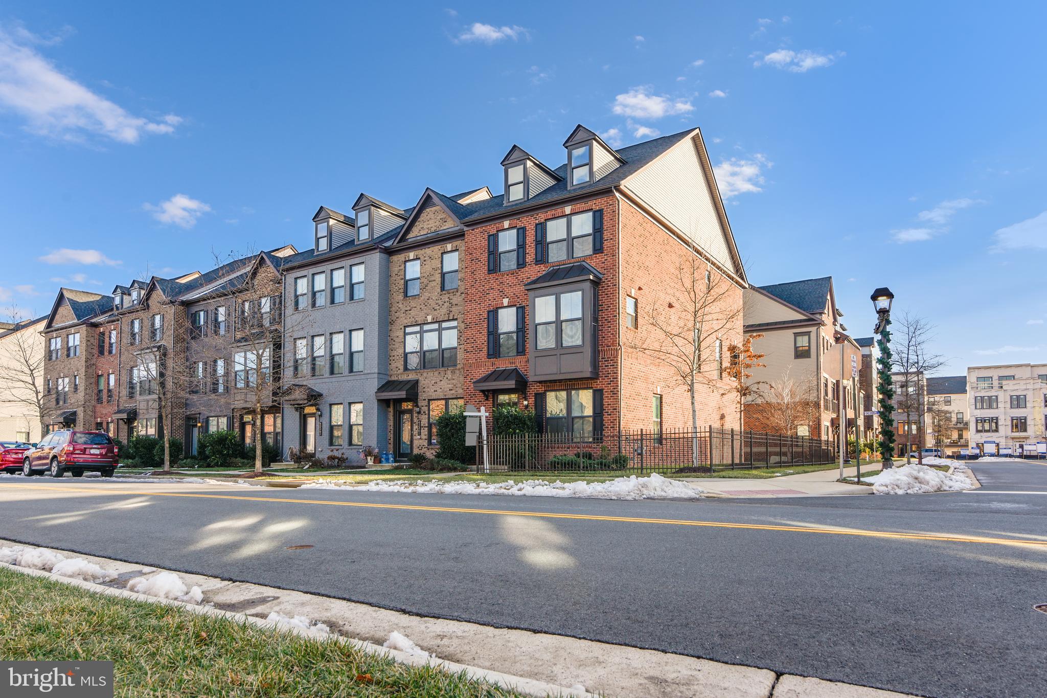 WESTMOORE AT MOOREFIELD - Residential Lease