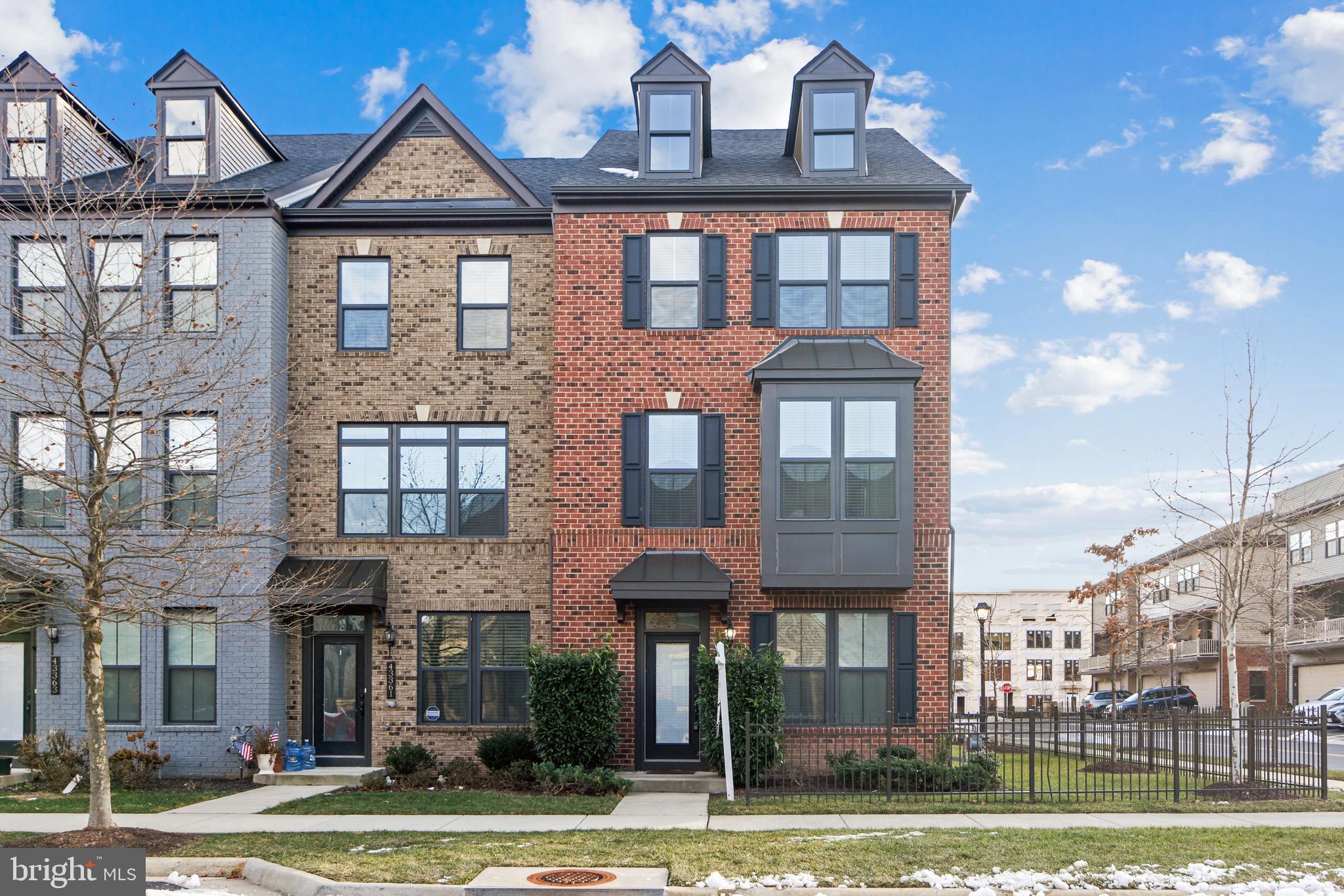 WESTMOORE AT MOOREFIELD - Residential Lease