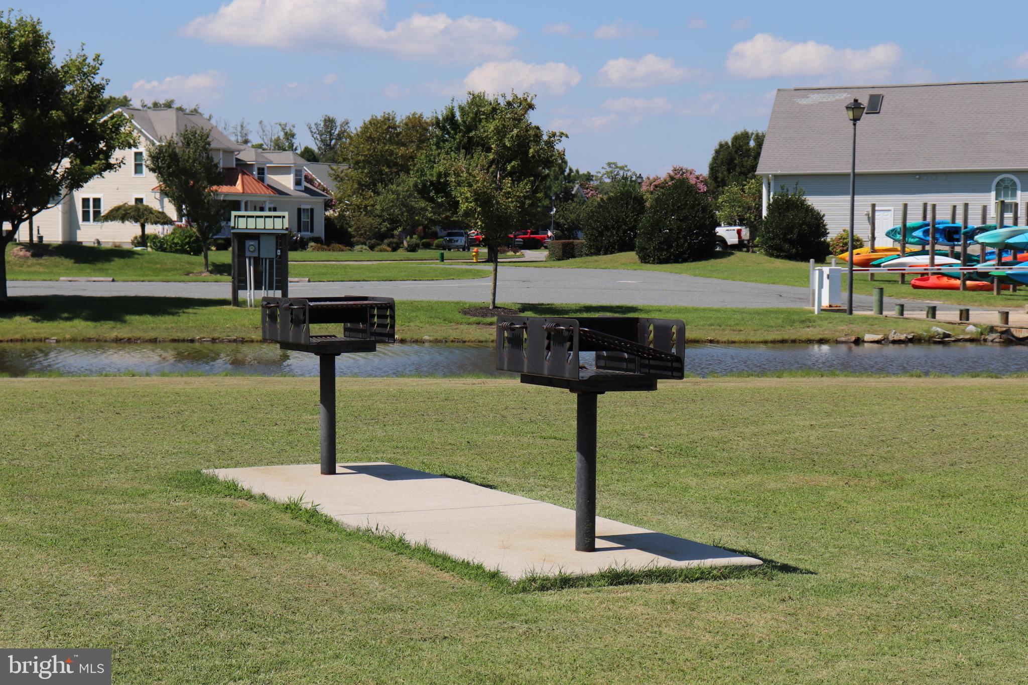 SHADY PARK - Residential