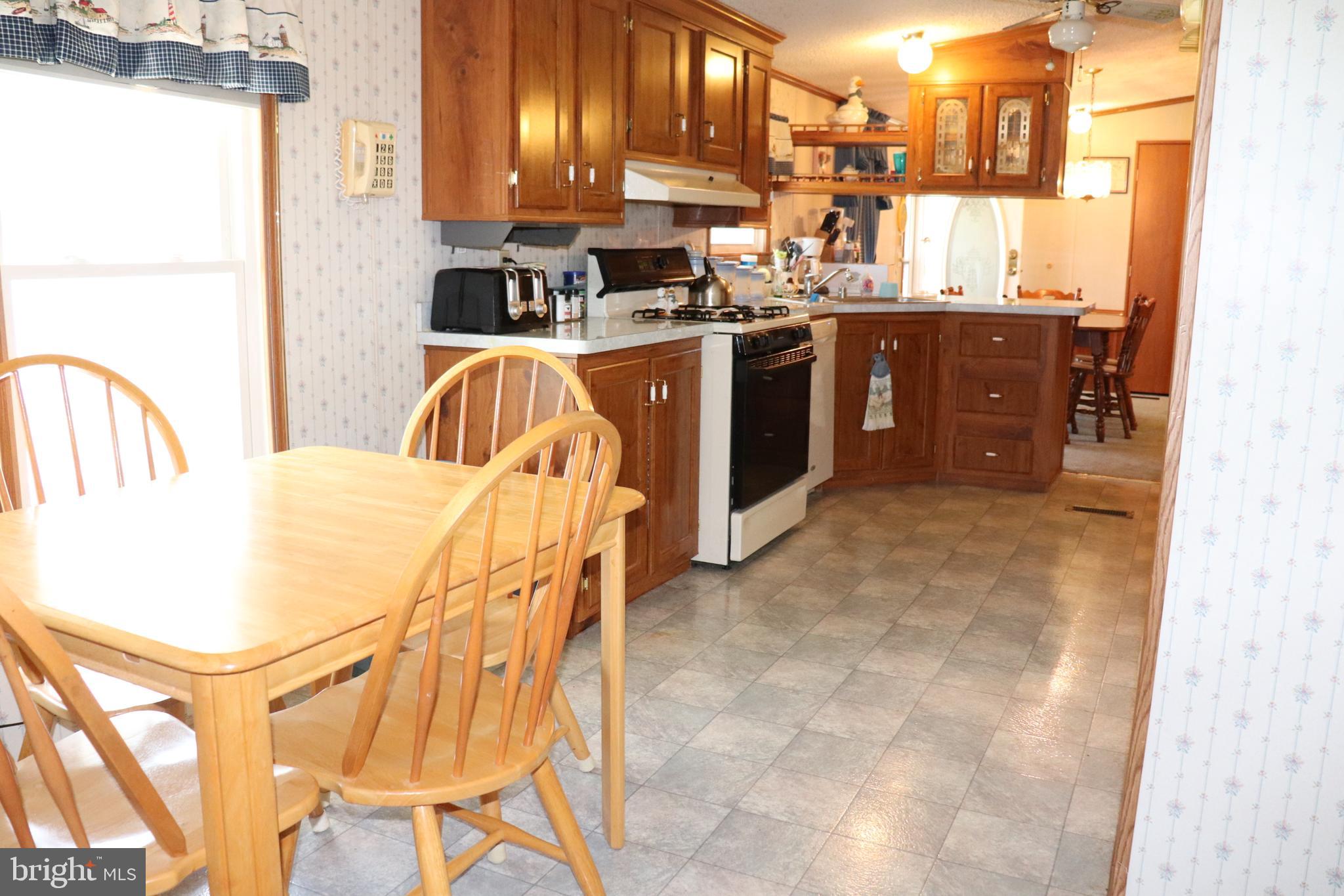 SHADY PARK - Residential