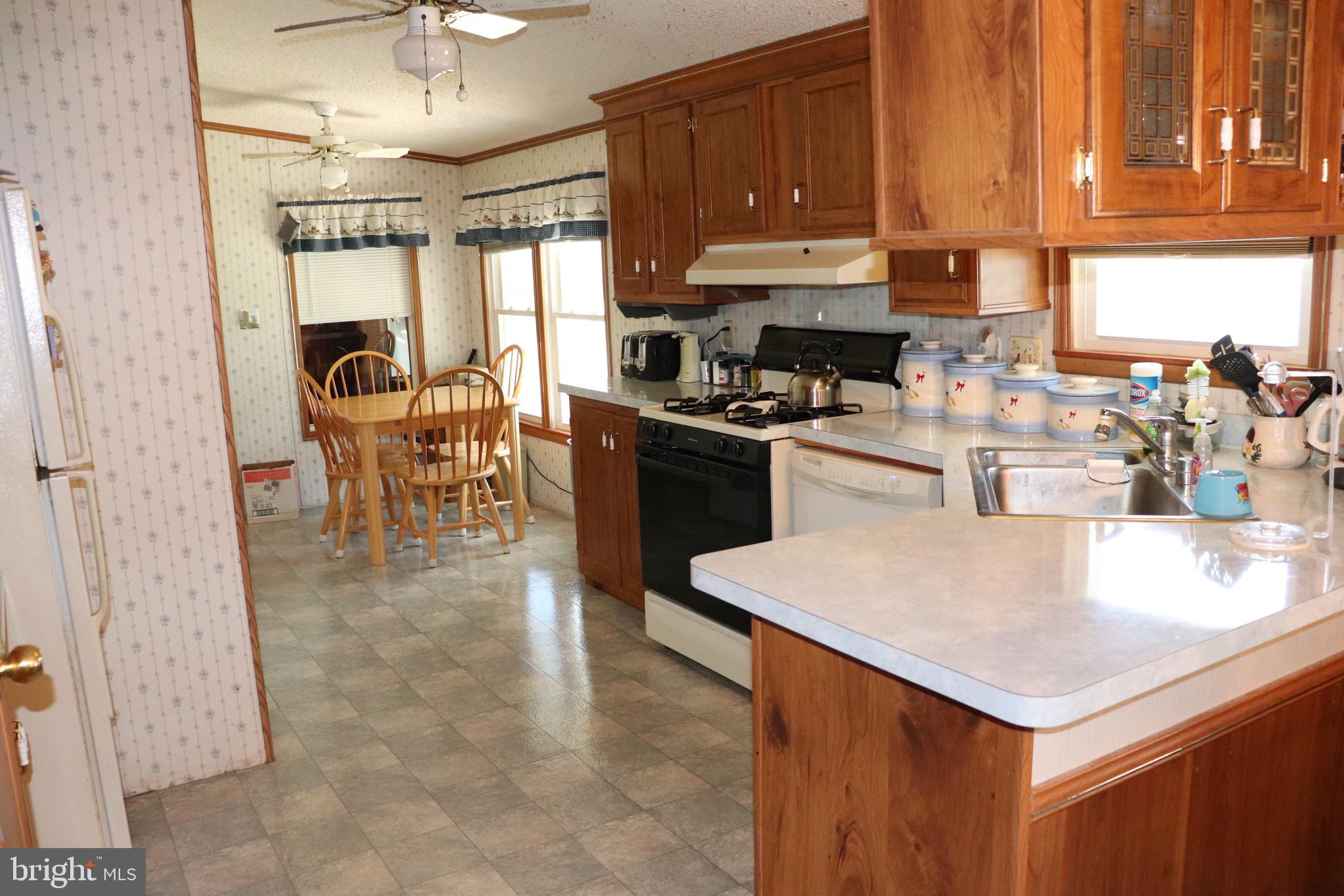 SHADY PARK - Residential