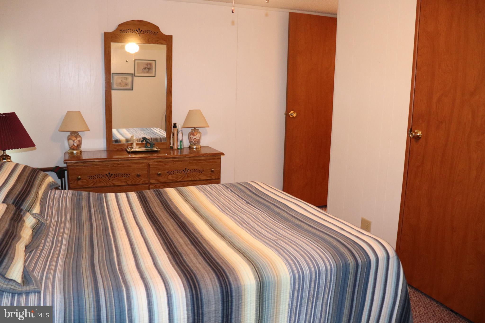 SHADY PARK - Residential