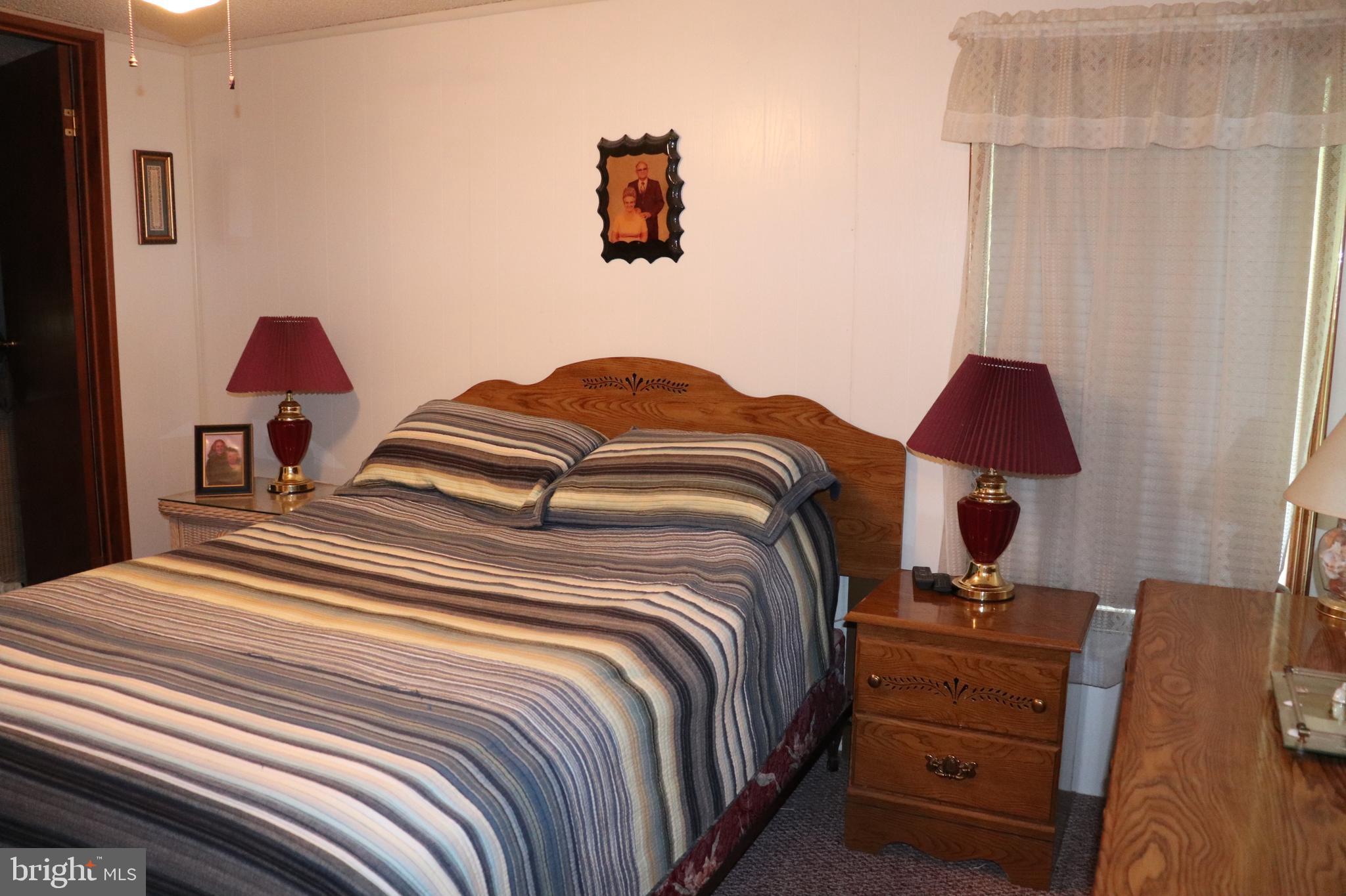 SHADY PARK - Residential