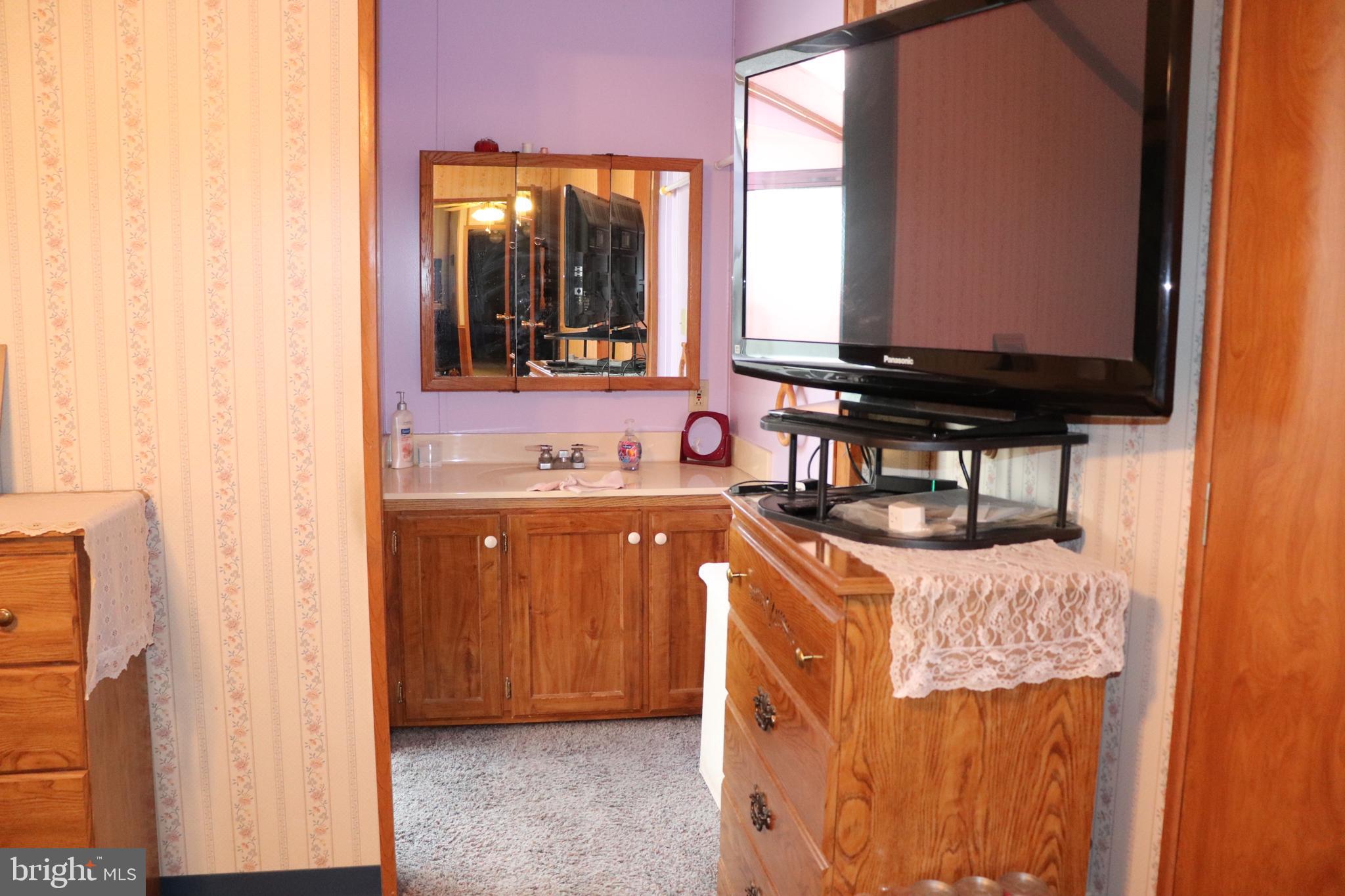 SHADY PARK - Residential