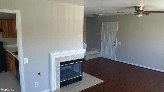 GUNSTON CORNER - Residential Lease