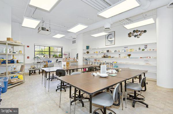 LANSDOWNE WOODS - Residential Lease