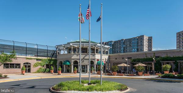 LANSDOWNE WOODS - Residential Lease