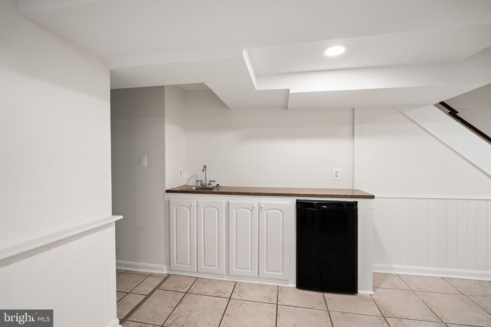 CHEVY CHASE - Residential Lease