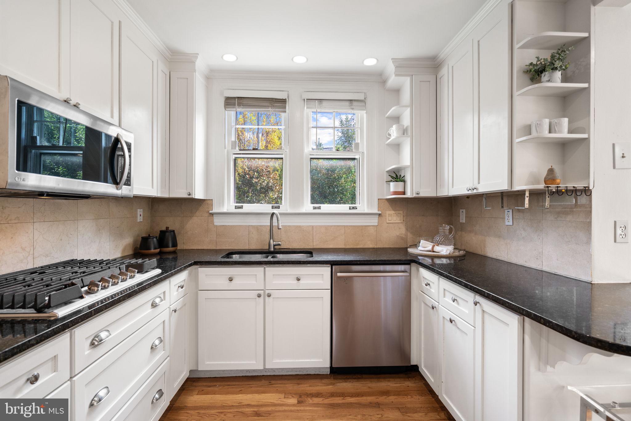 CHEVY CHASE - Residential Lease