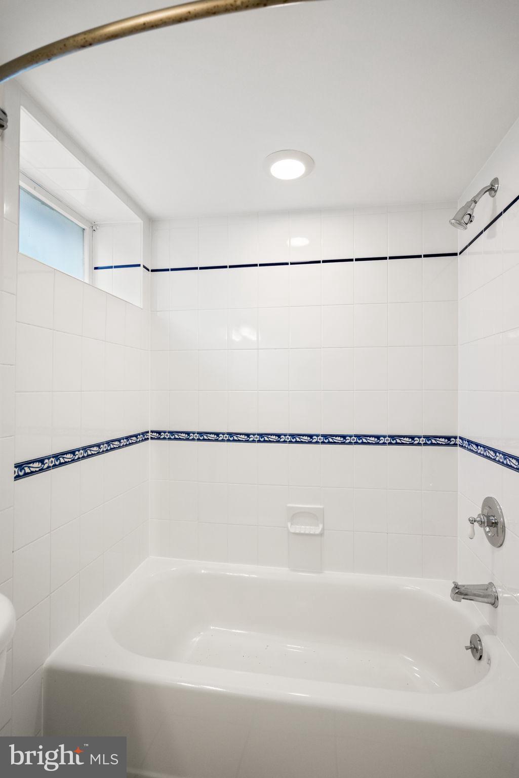 CHEVY CHASE - Residential Lease