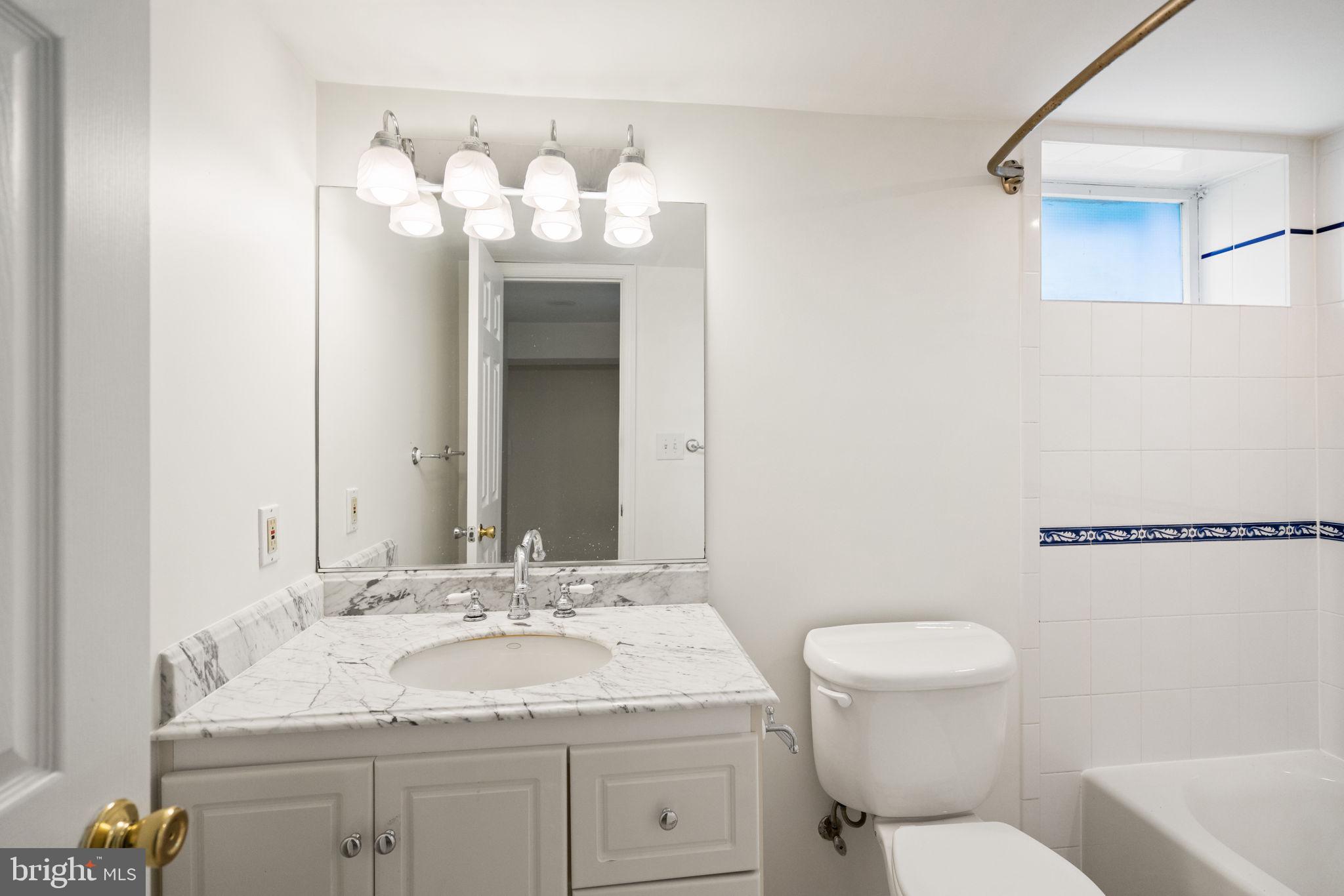 CHEVY CHASE - Residential Lease