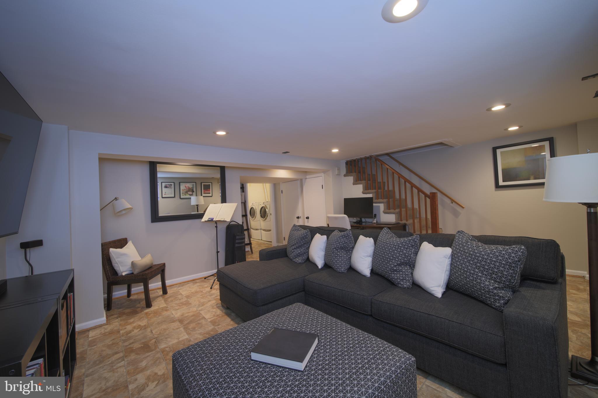 BELAIR-EDISON - Residential