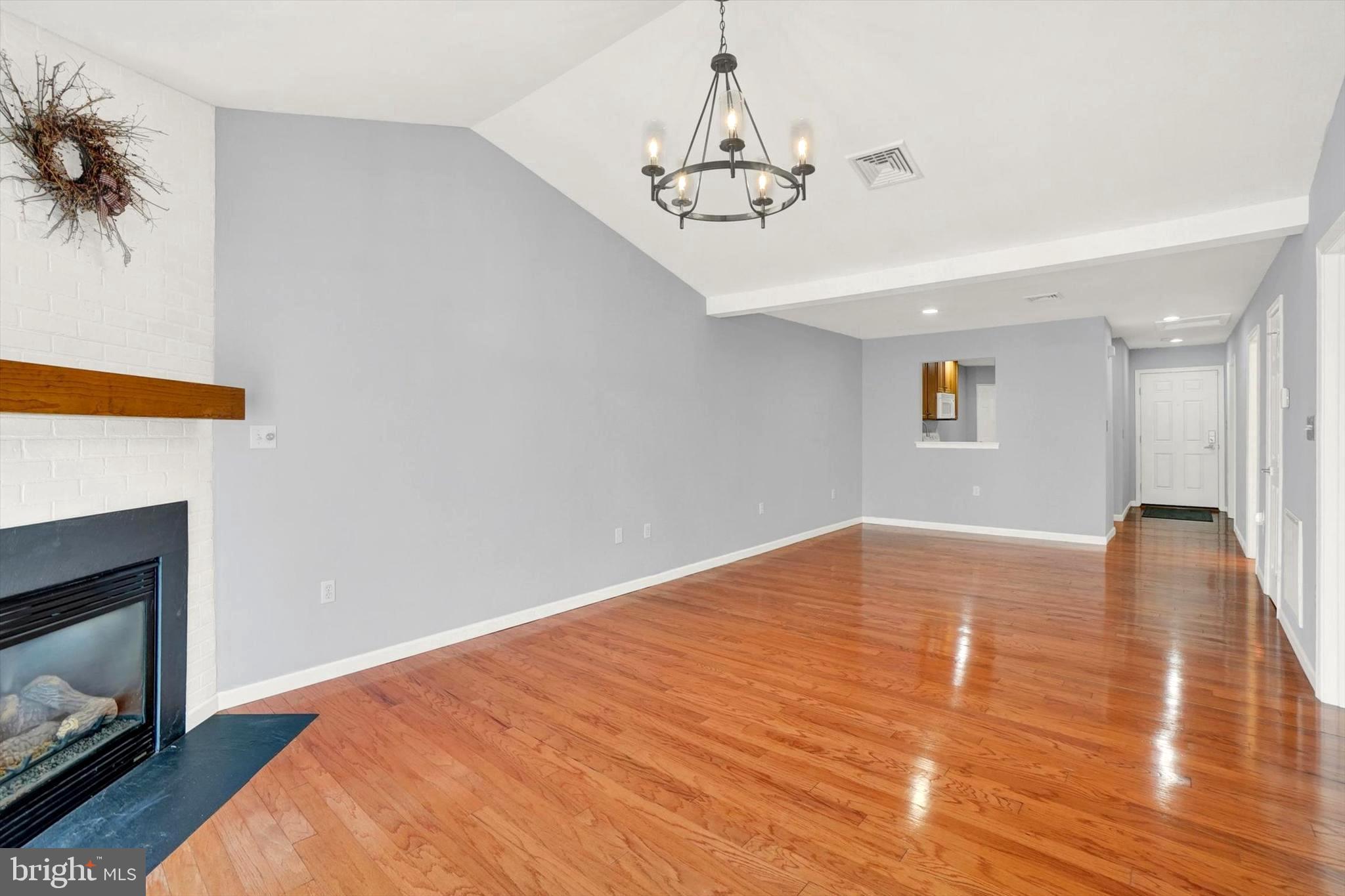 BLOSSOM HILL - Residential