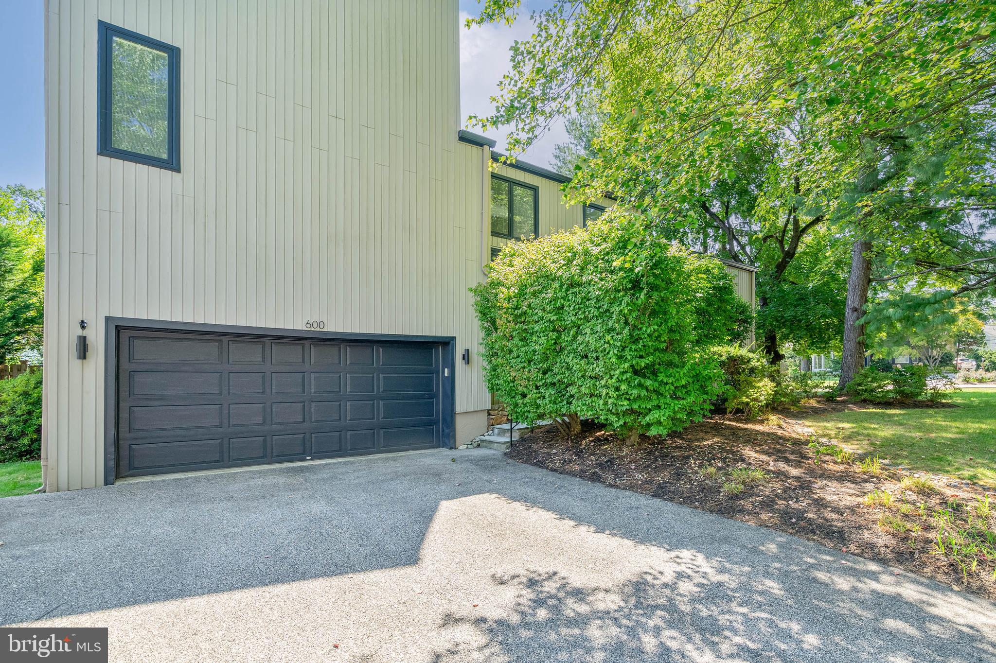 WYNNEWOOD - Residential