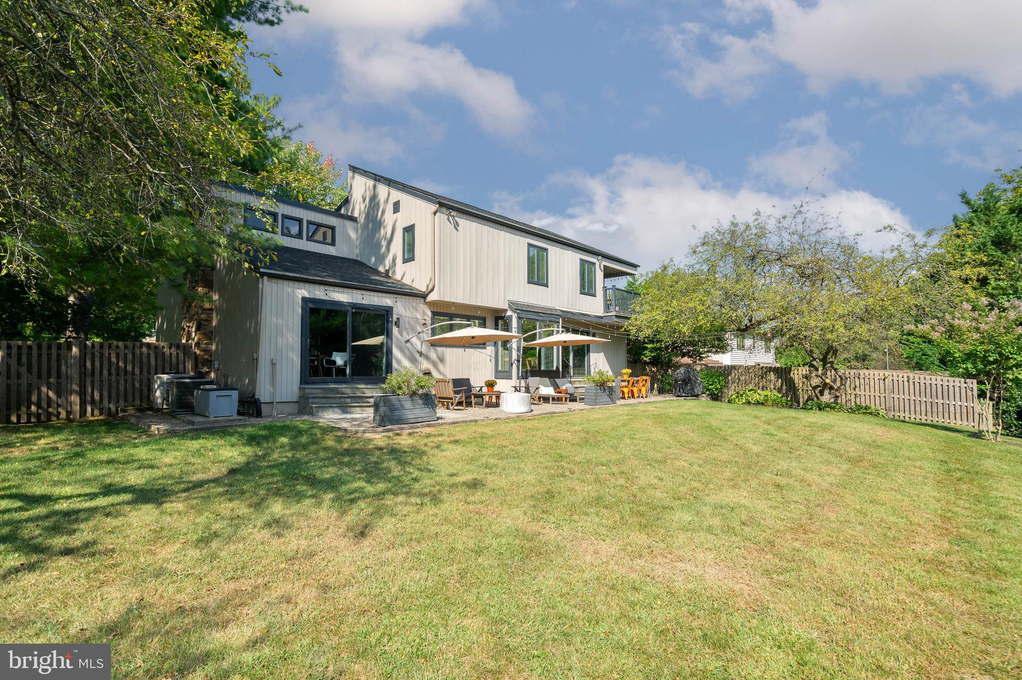 WYNNEWOOD - Residential