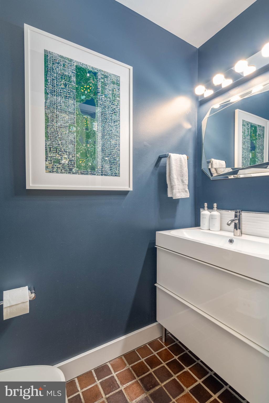 WYNNEWOOD - Residential