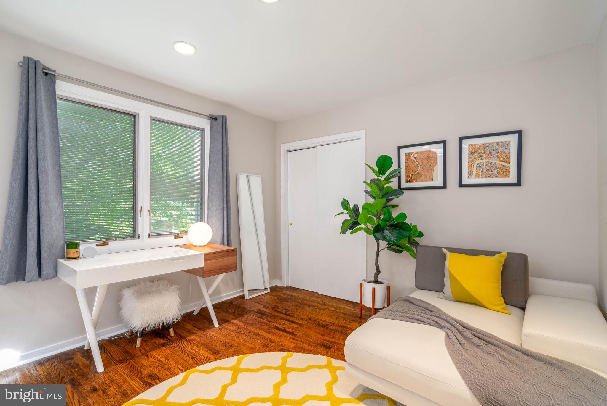 WYNNEWOOD - Residential