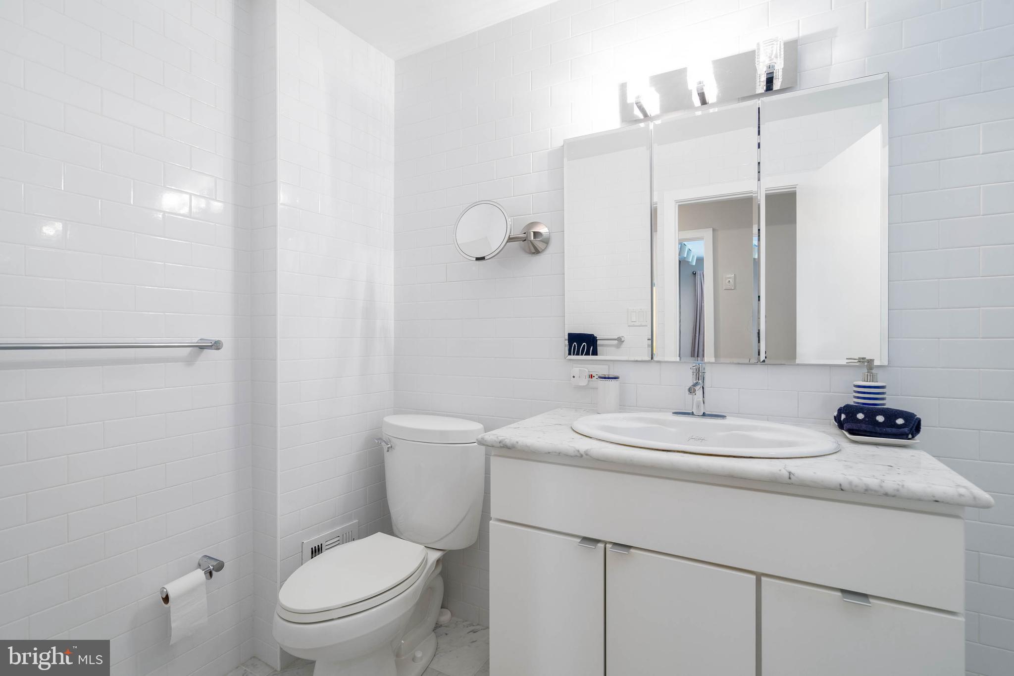 WYNNEWOOD - Residential