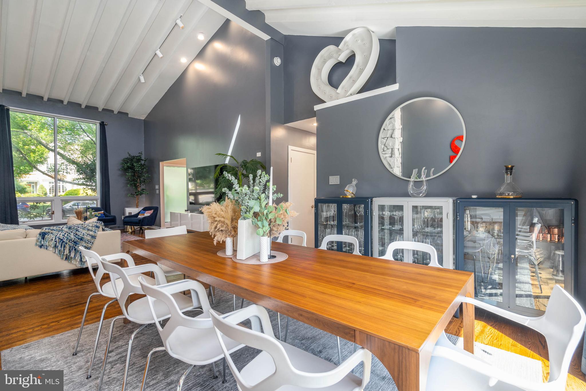 WYNNEWOOD - Residential