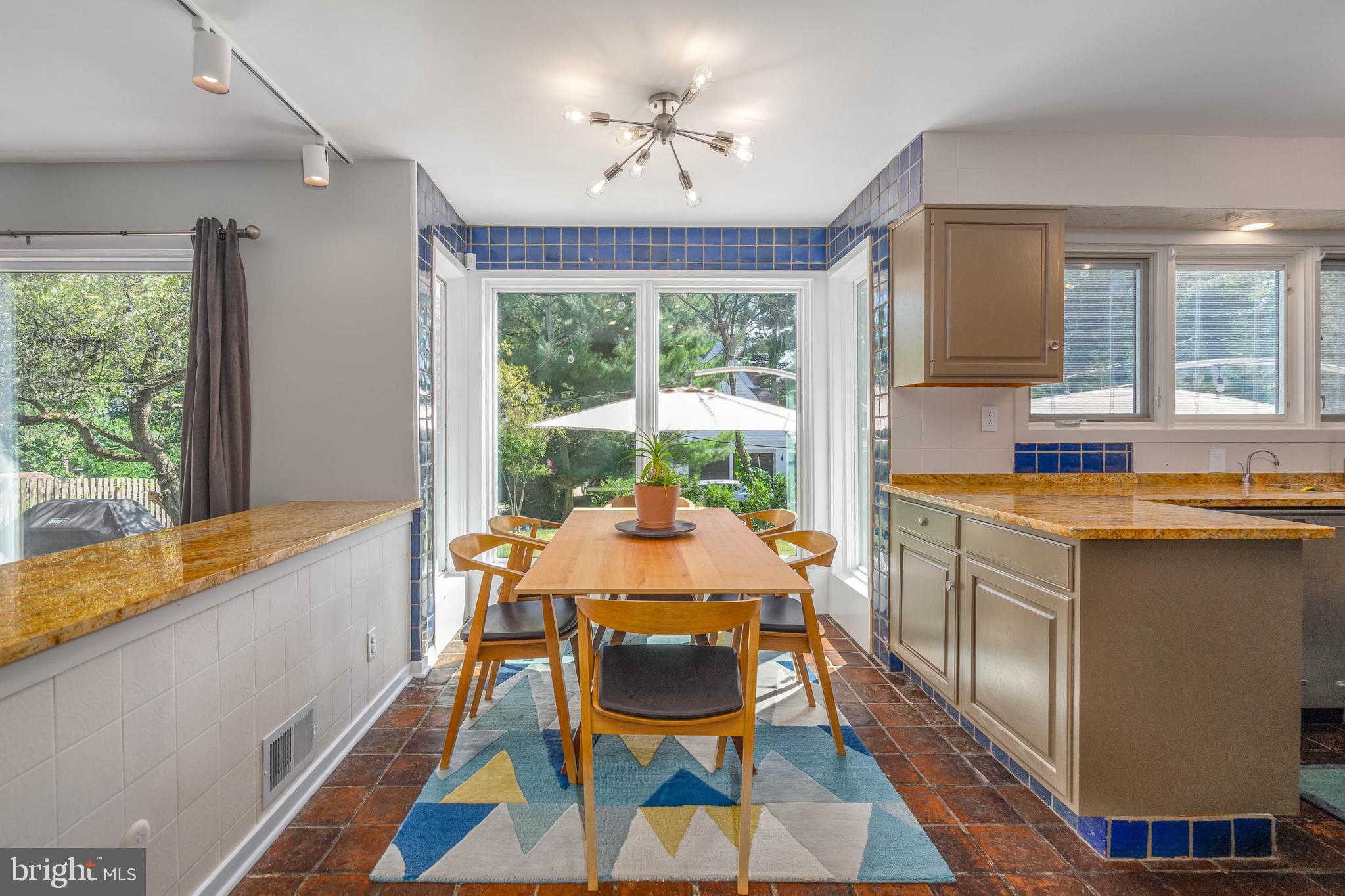 WYNNEWOOD - Residential