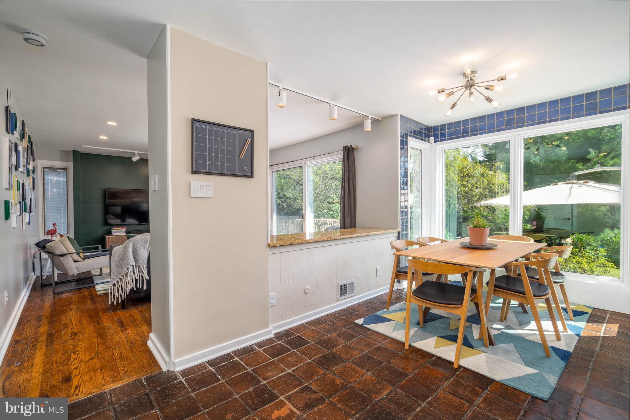 WYNNEWOOD - Residential