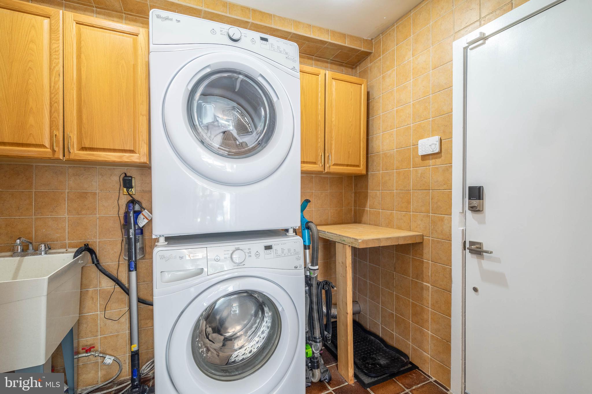 WYNNEWOOD - Residential