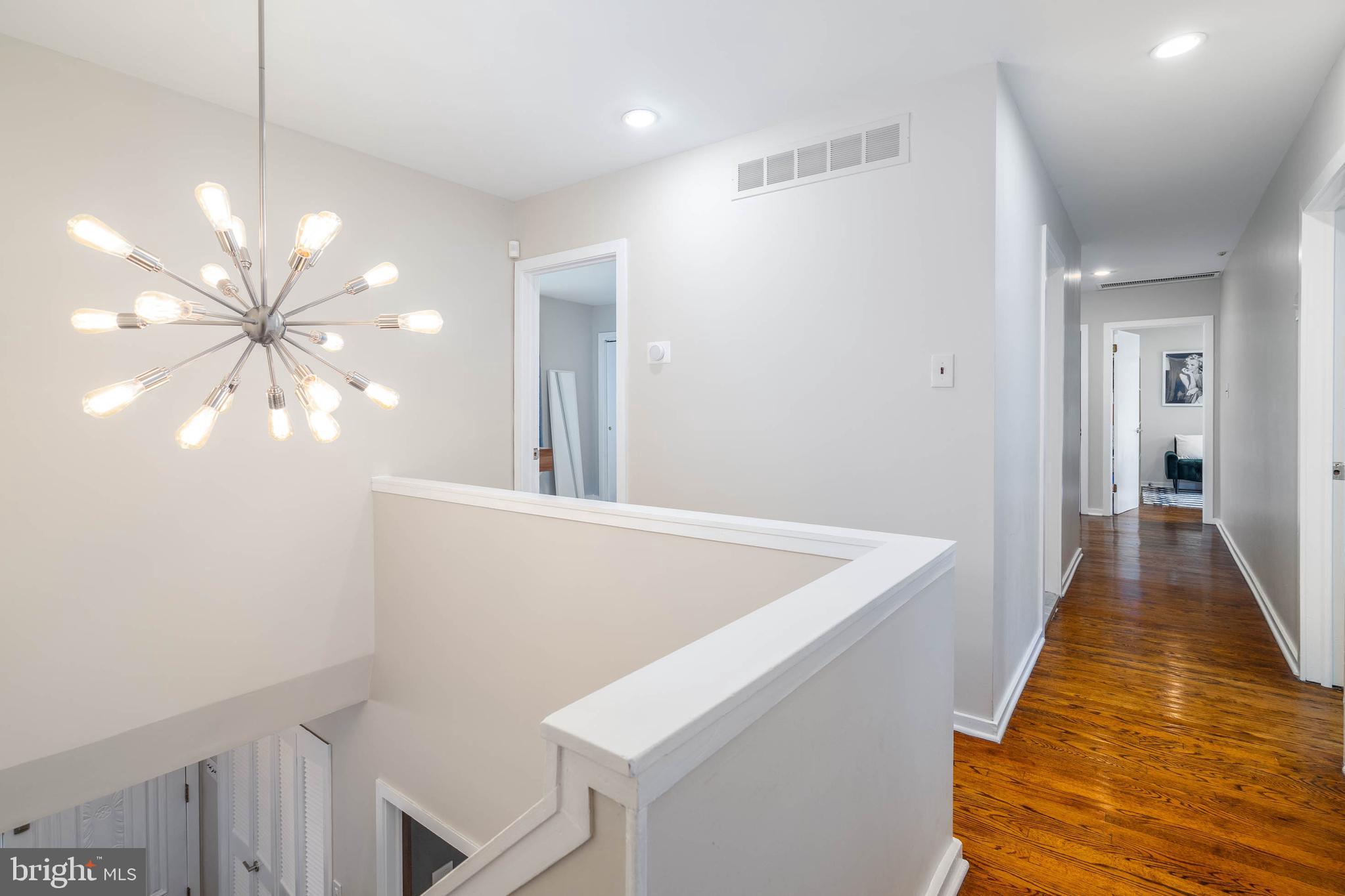 WYNNEWOOD - Residential