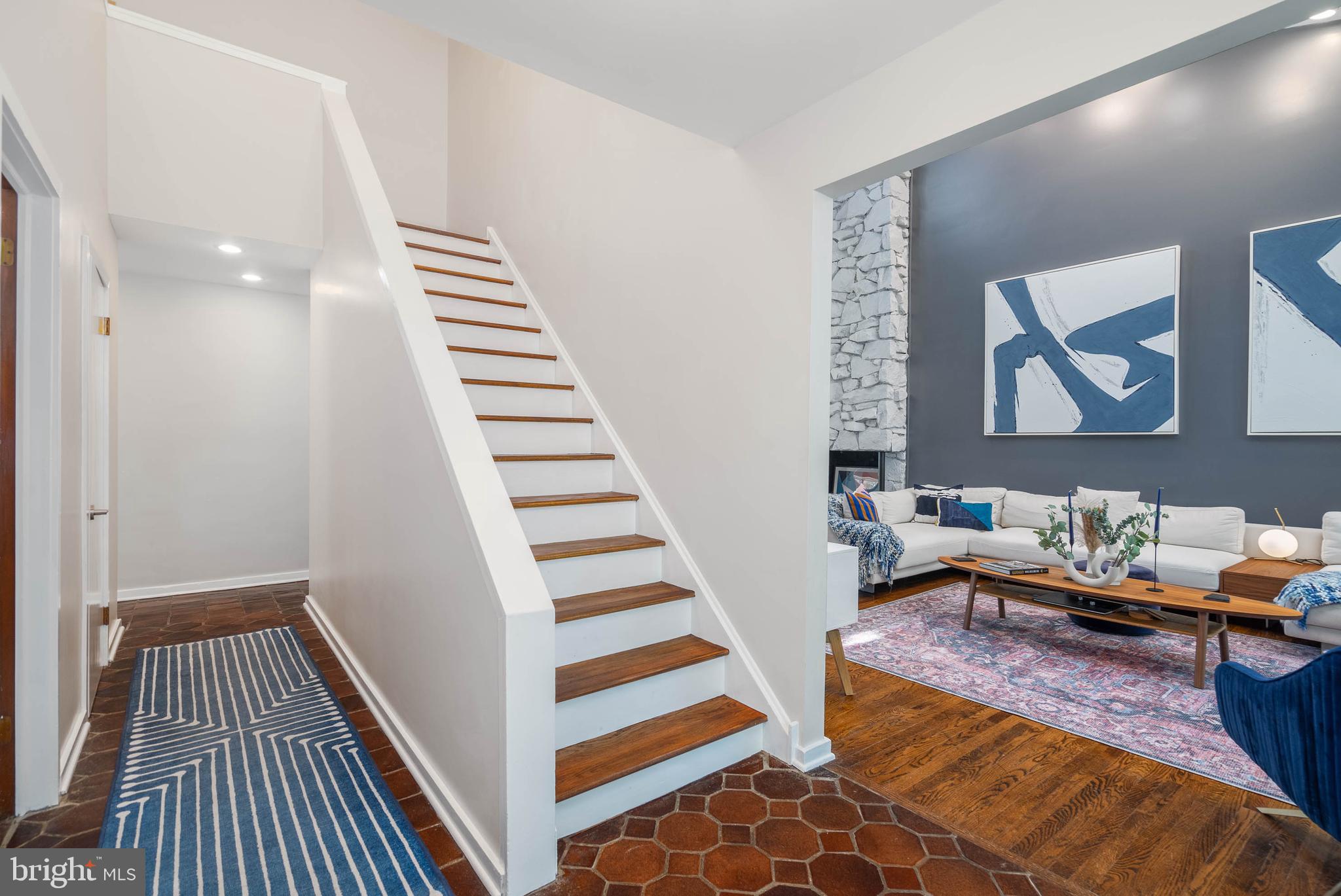 WYNNEWOOD - Residential