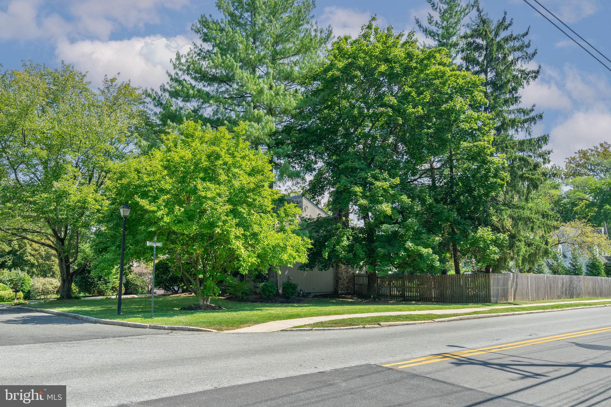 WYNNEWOOD - Residential