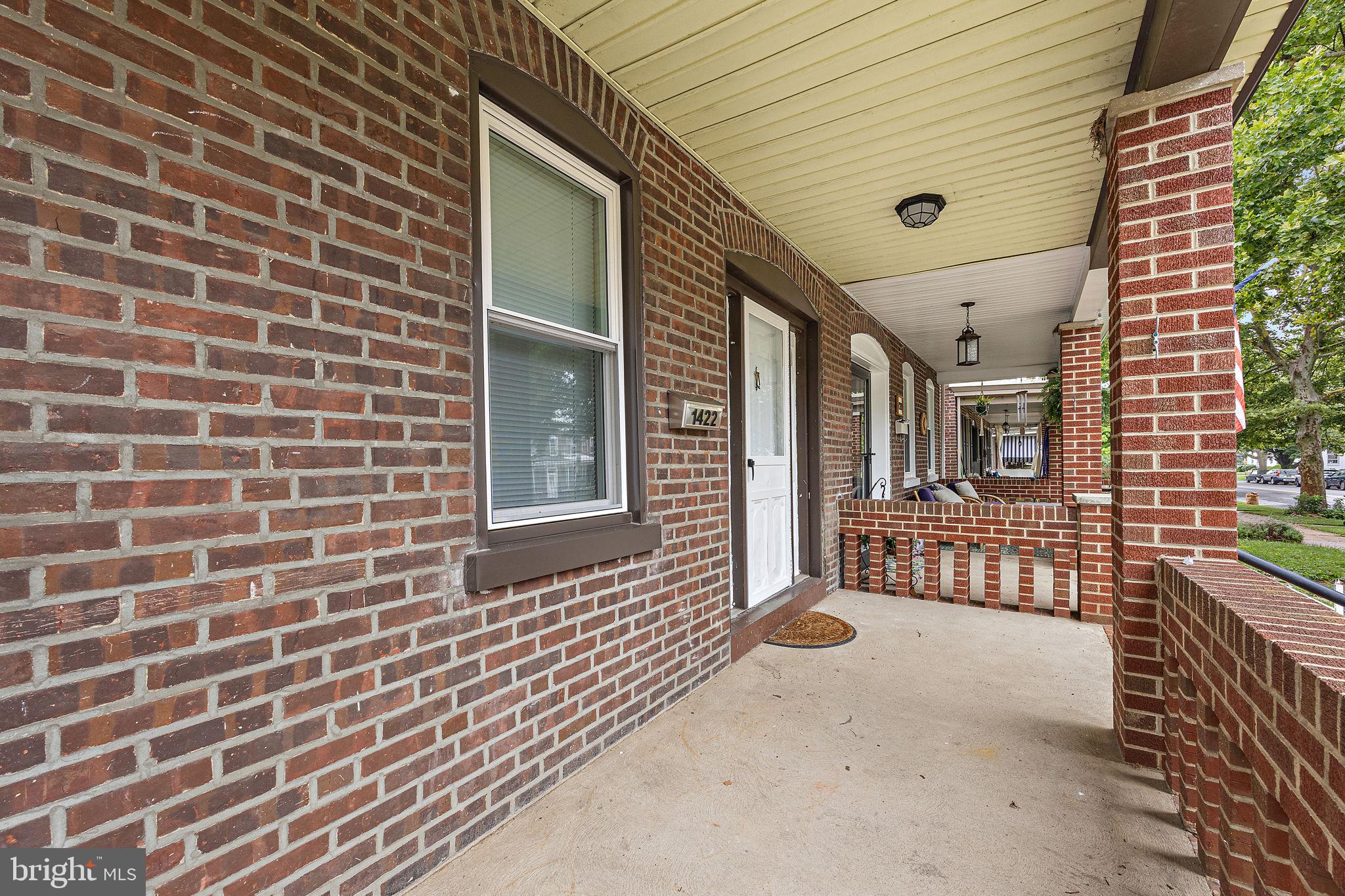 1422 N UNION STREET