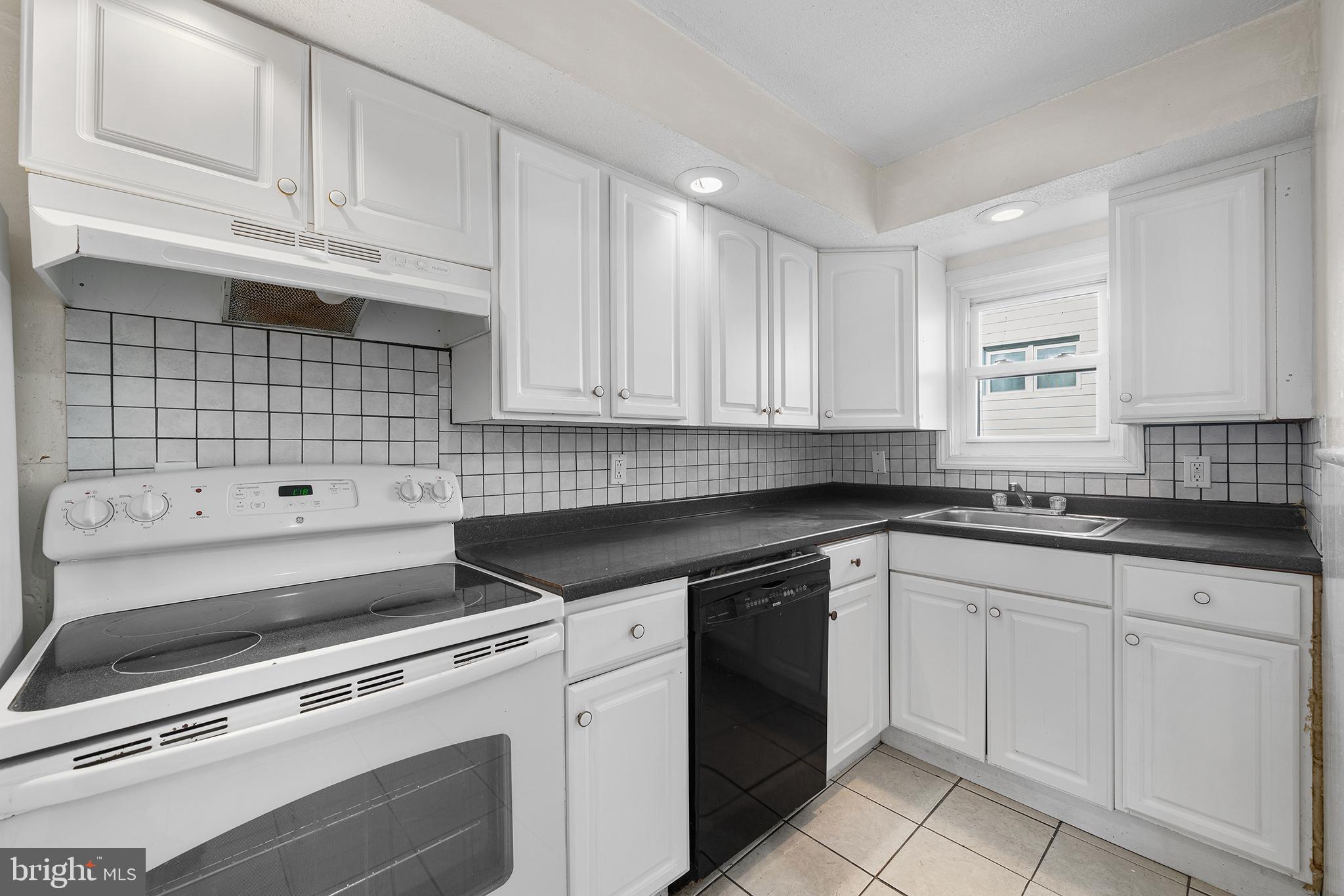 STONEHURST - Residential