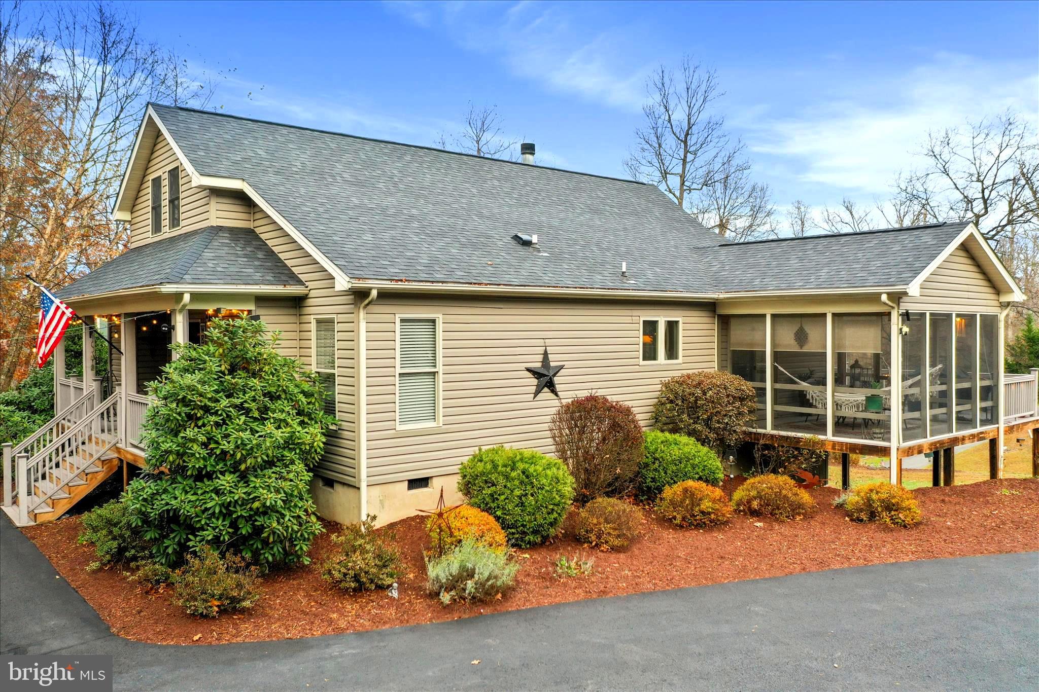 THE WOODS - Residential