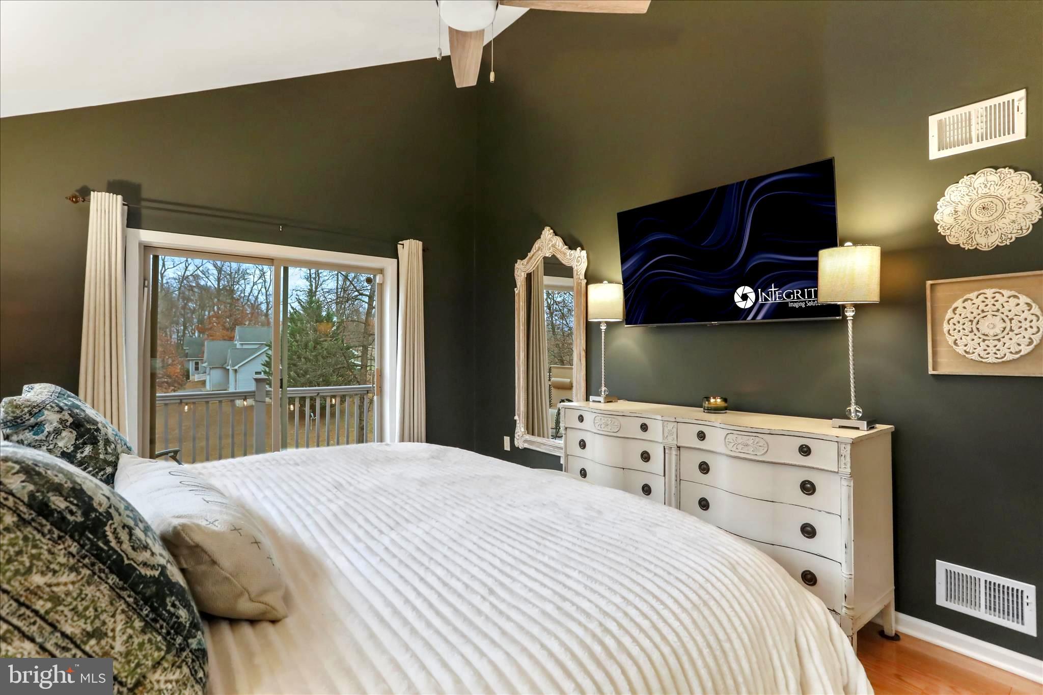 THE WOODS - Residential