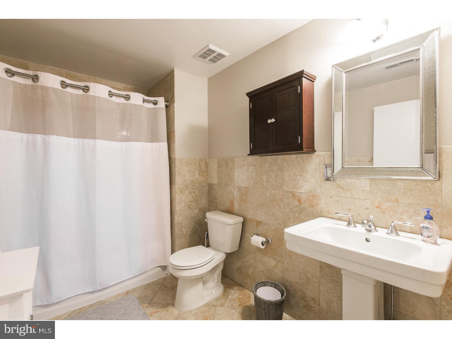 MANAYUNK - Residential Lease