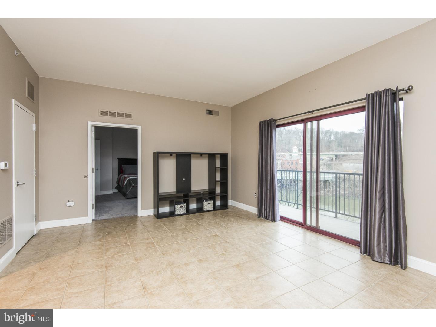 MANAYUNK - Residential Lease