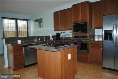 CLEMENTS WOODS - Residential Lease