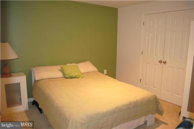 CLEMENTS WOODS - Residential Lease