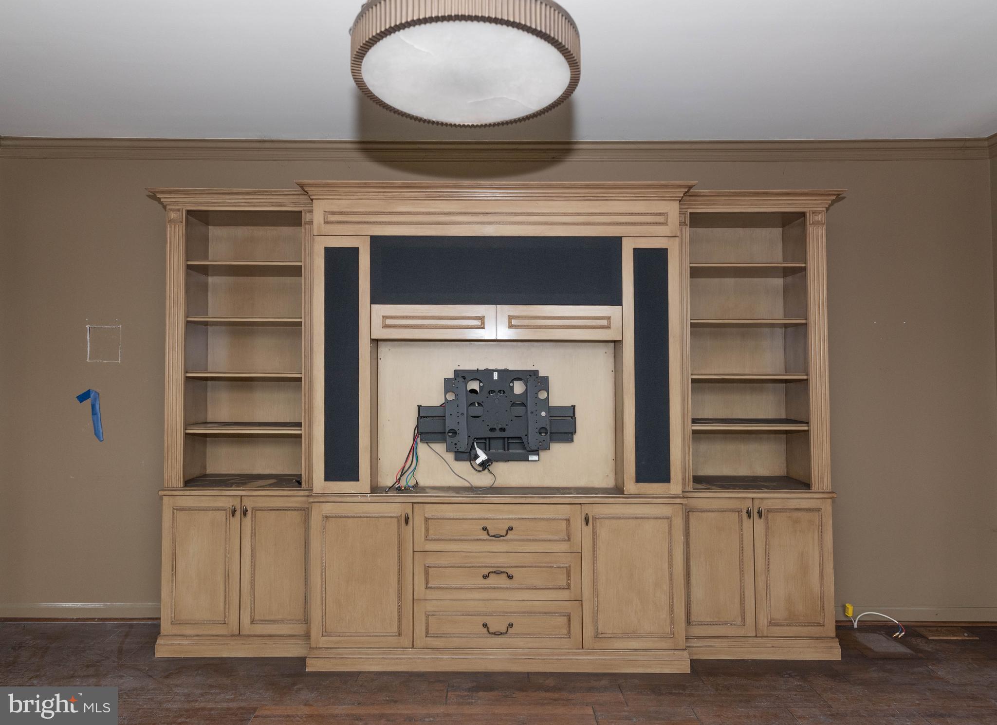 BULLOCK FARM - Residential