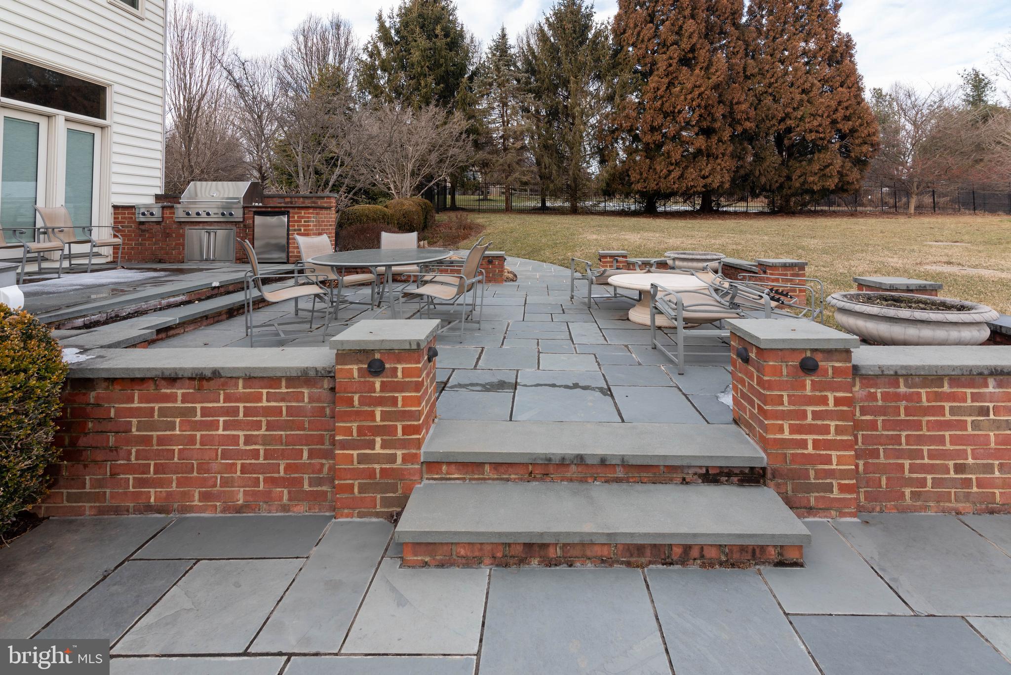 BULLOCK FARM - Residential