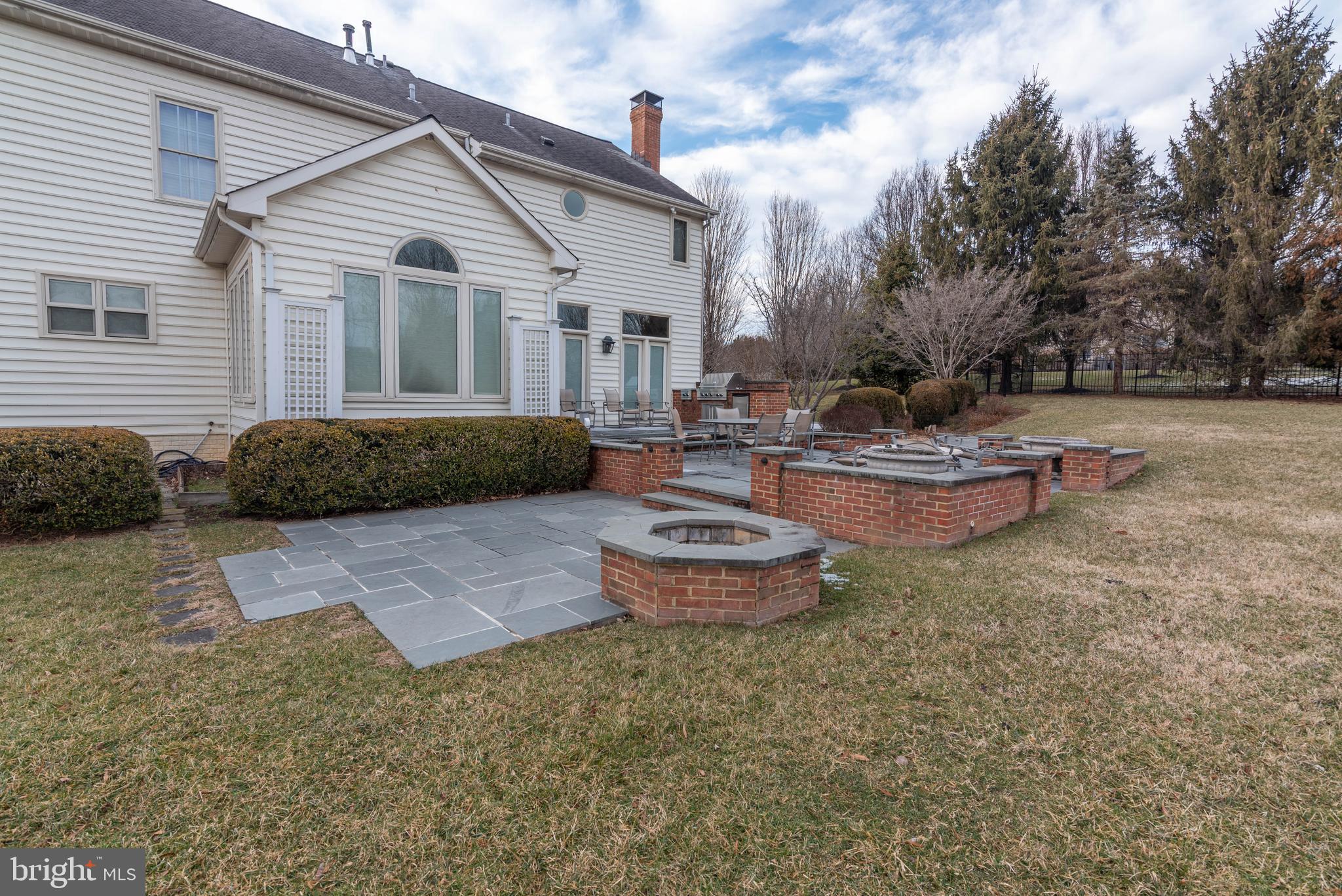 BULLOCK FARM - Residential