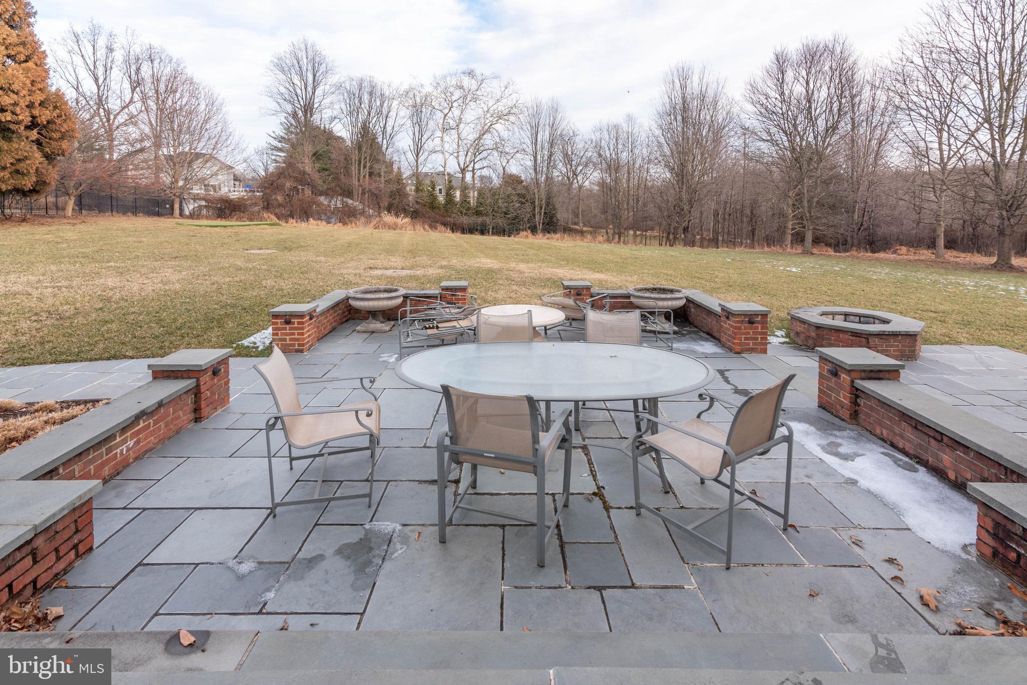 BULLOCK FARM - Residential