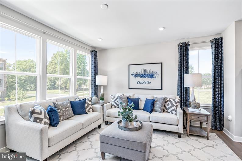 MONTGOMERY VILLAGE - Residential