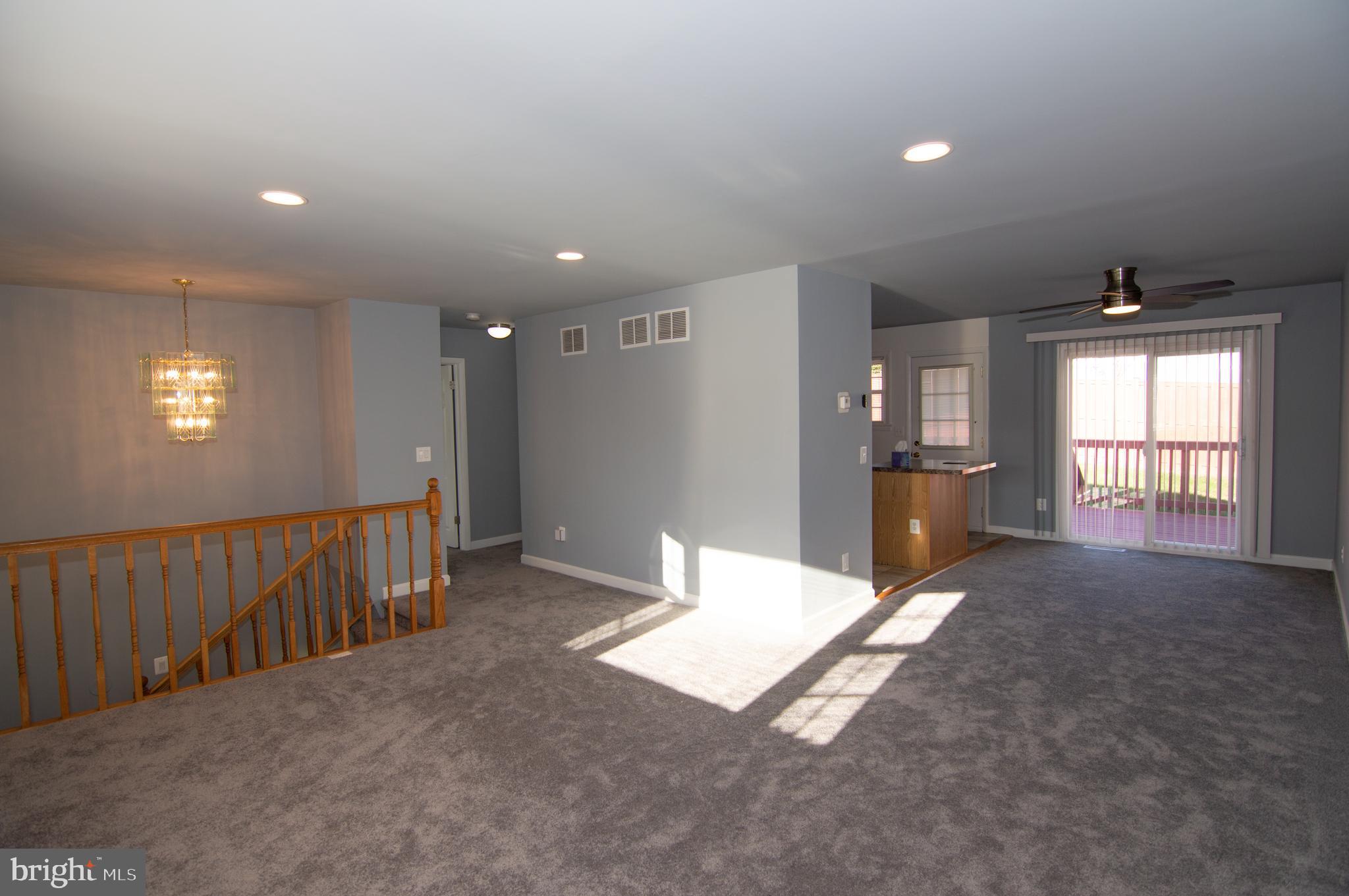 HIGHVIEW PARK - Residential Lease