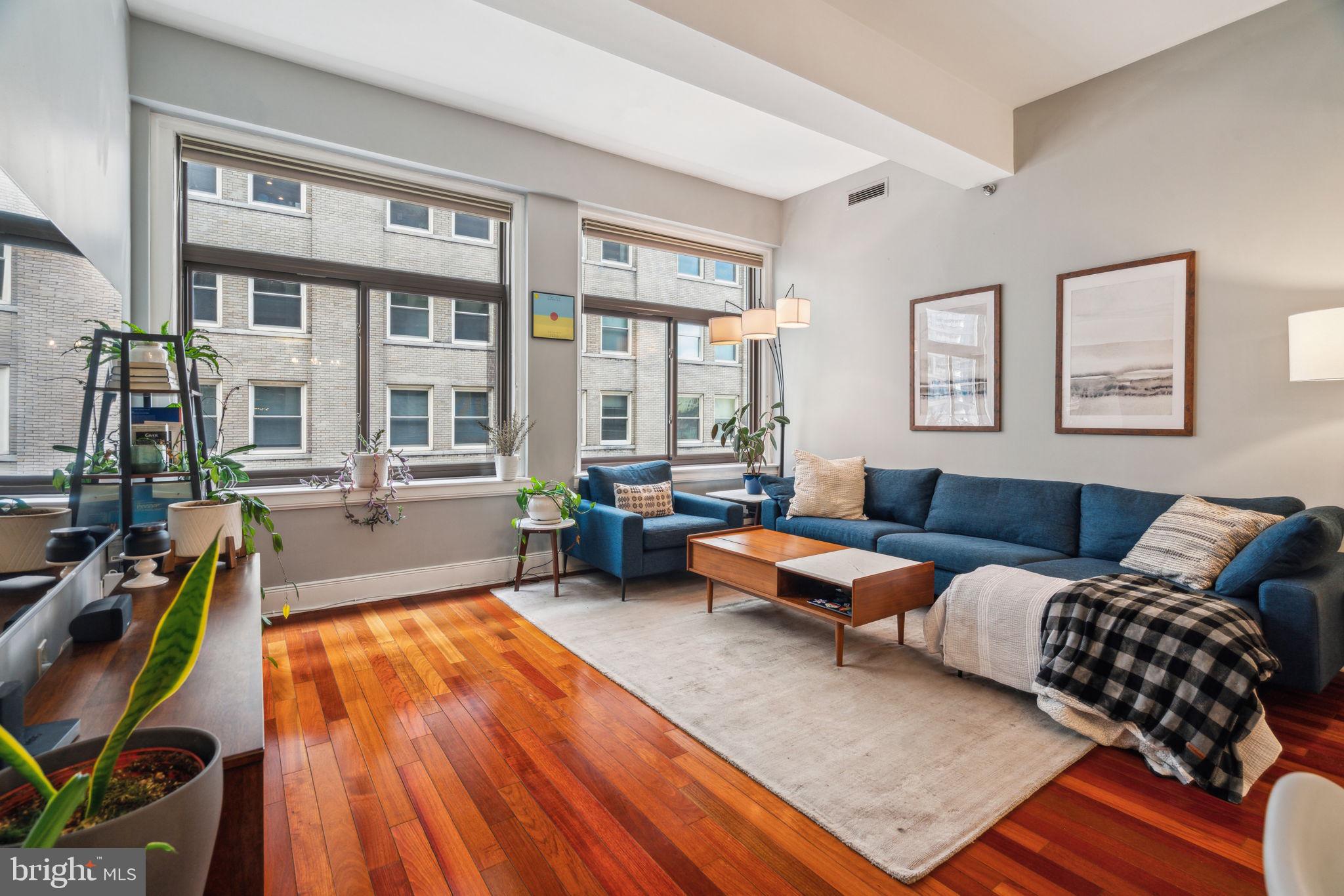 1500 CHESTNUT STREET 18D