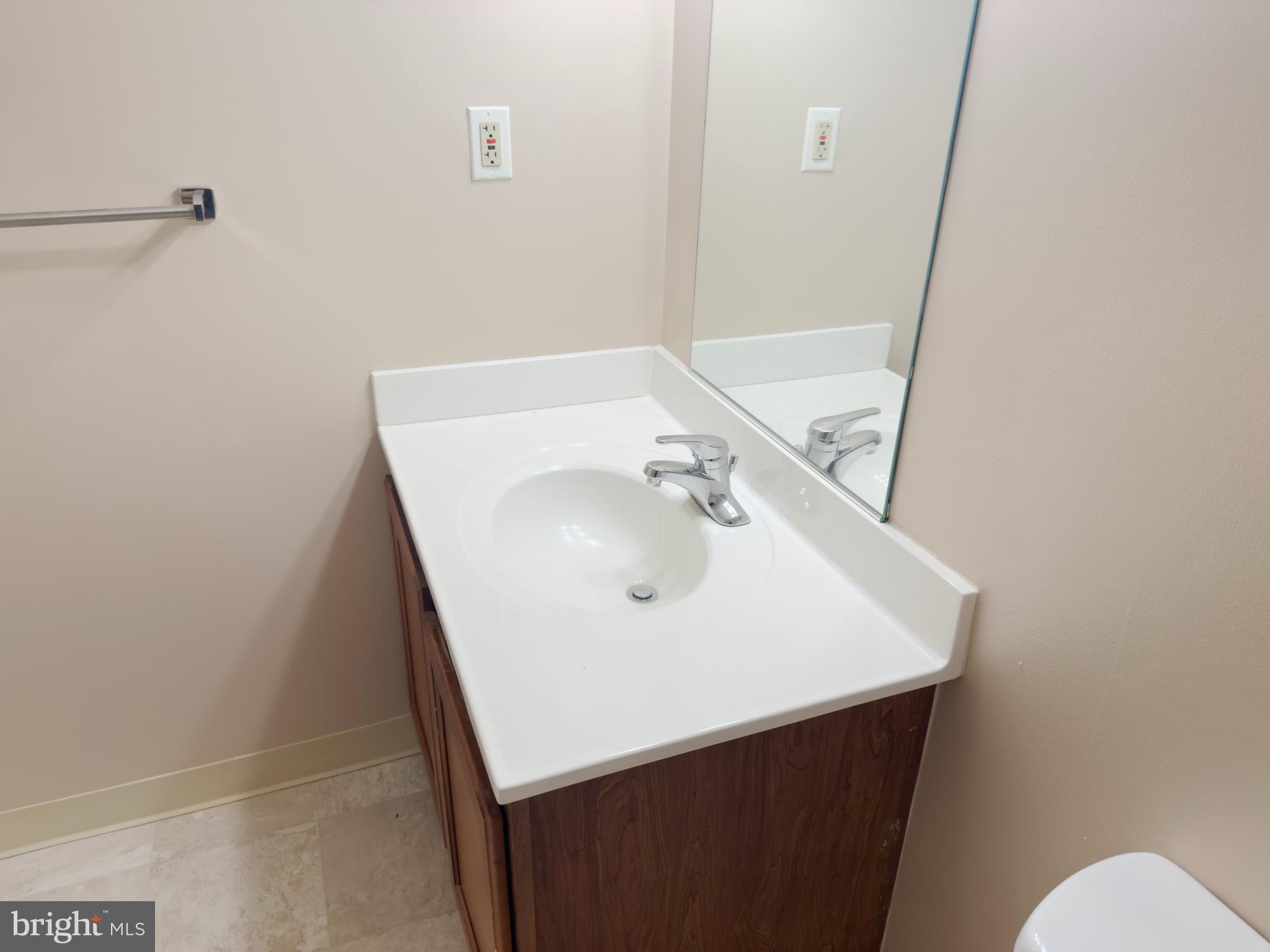 1601 GAINESVILLE STREET SE 201