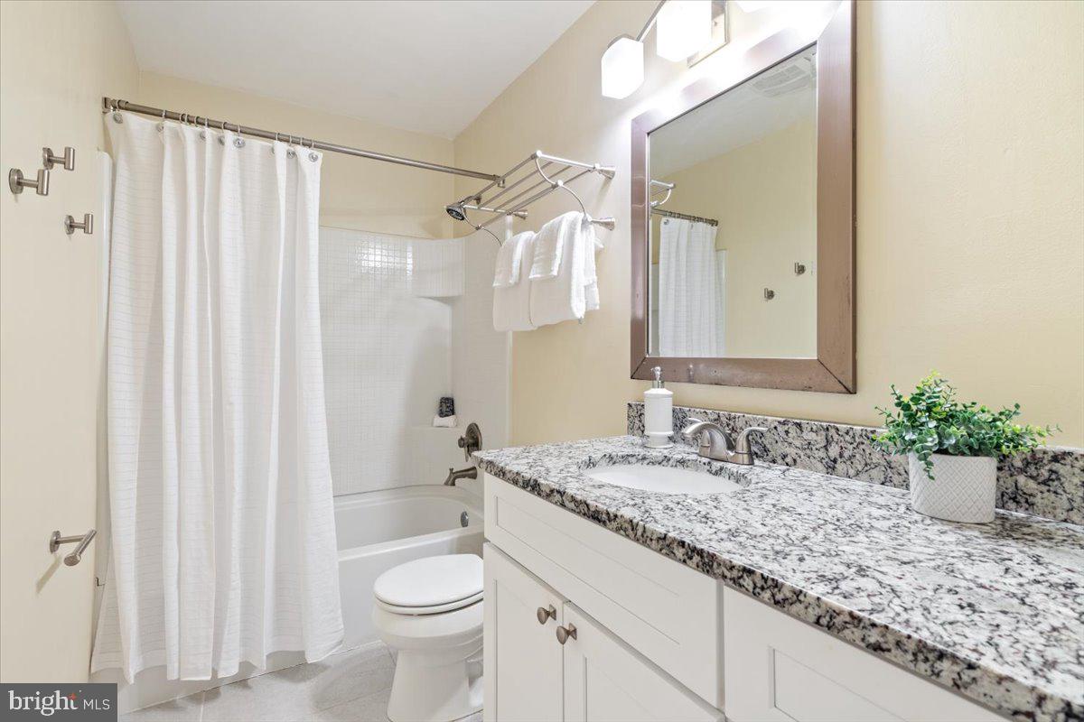 MARYLAND PLACE - Residential